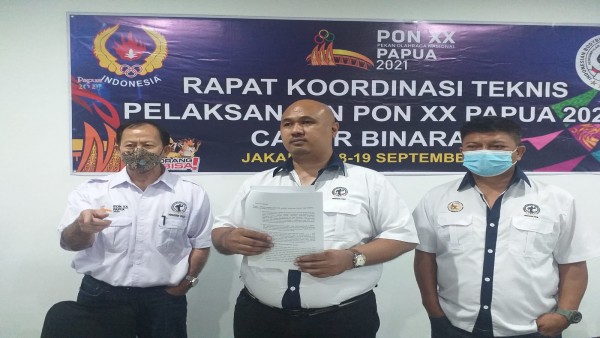 Ketua Bidang Hukum PP PBFI yang juga kuasa hukum, Umbu R Samapaty-1632070111