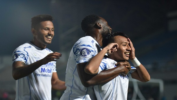 Skuad Persib Bandung-1632238573