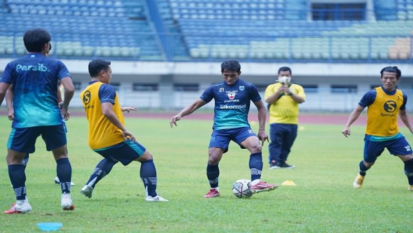 Skuad Persib Latihan-1632216644