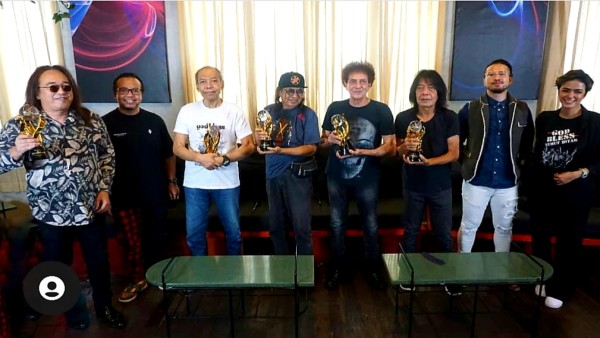 Grup band God Bless (Instagram)-1634183601