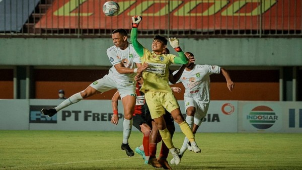 Laga Persebaya vs Persipura-1634473323