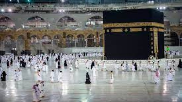 Ibadah umrah di era pandemi covid-19-1638000546