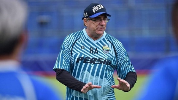 Pelatih Persib, Robert Alberts-1638019165