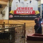 Rumah Bupati Jember Hendy Siswanto dilanda banjir parah-1642496082
