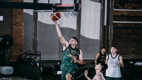 Skuad Dewa United Surabaya-1641388605