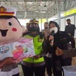 Vaksinasi berhadiah dari jajaran Polres dan TNI Barito Utara.-1645167297