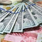 Mata uang rupiah dan dolar AS-1648115482