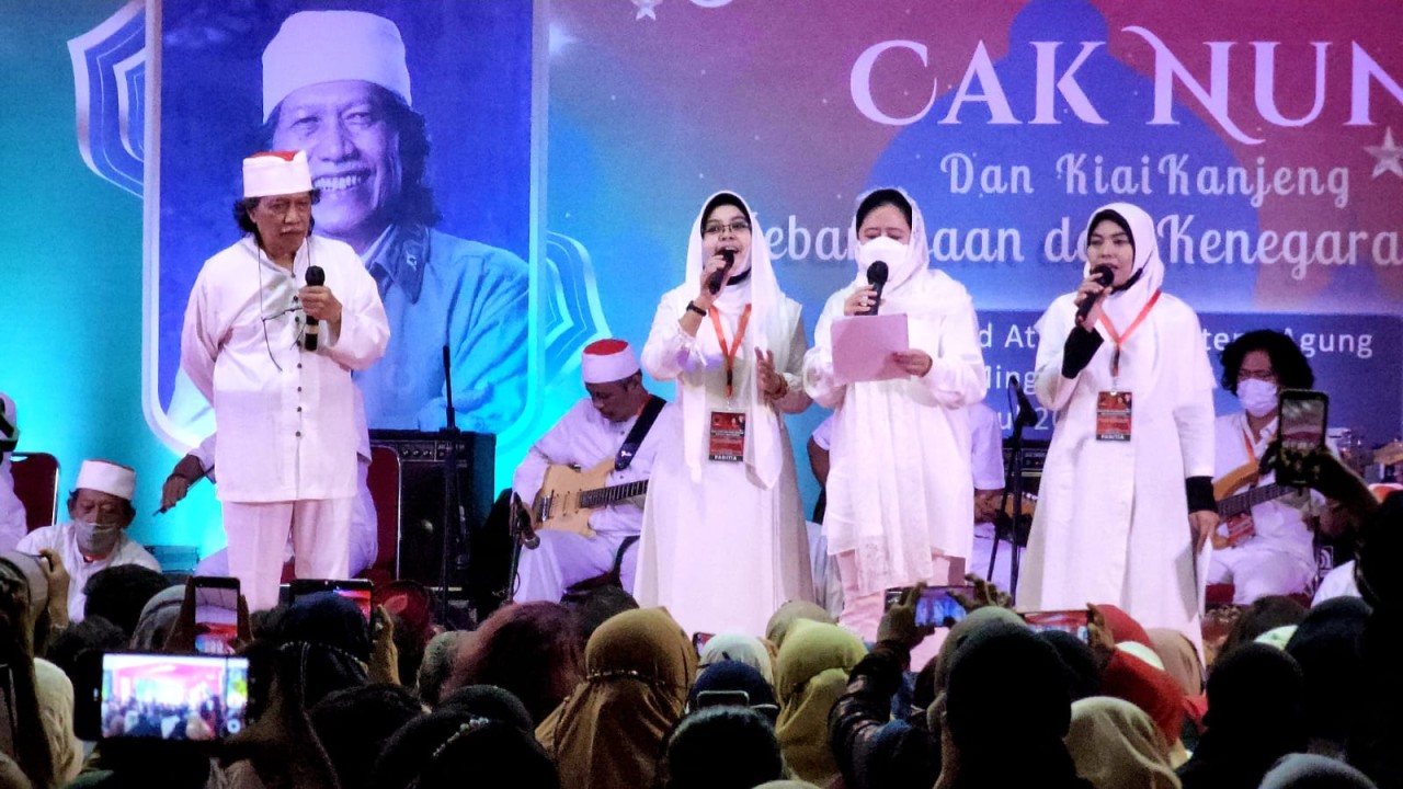 Sinau Bareng Cak Nun.