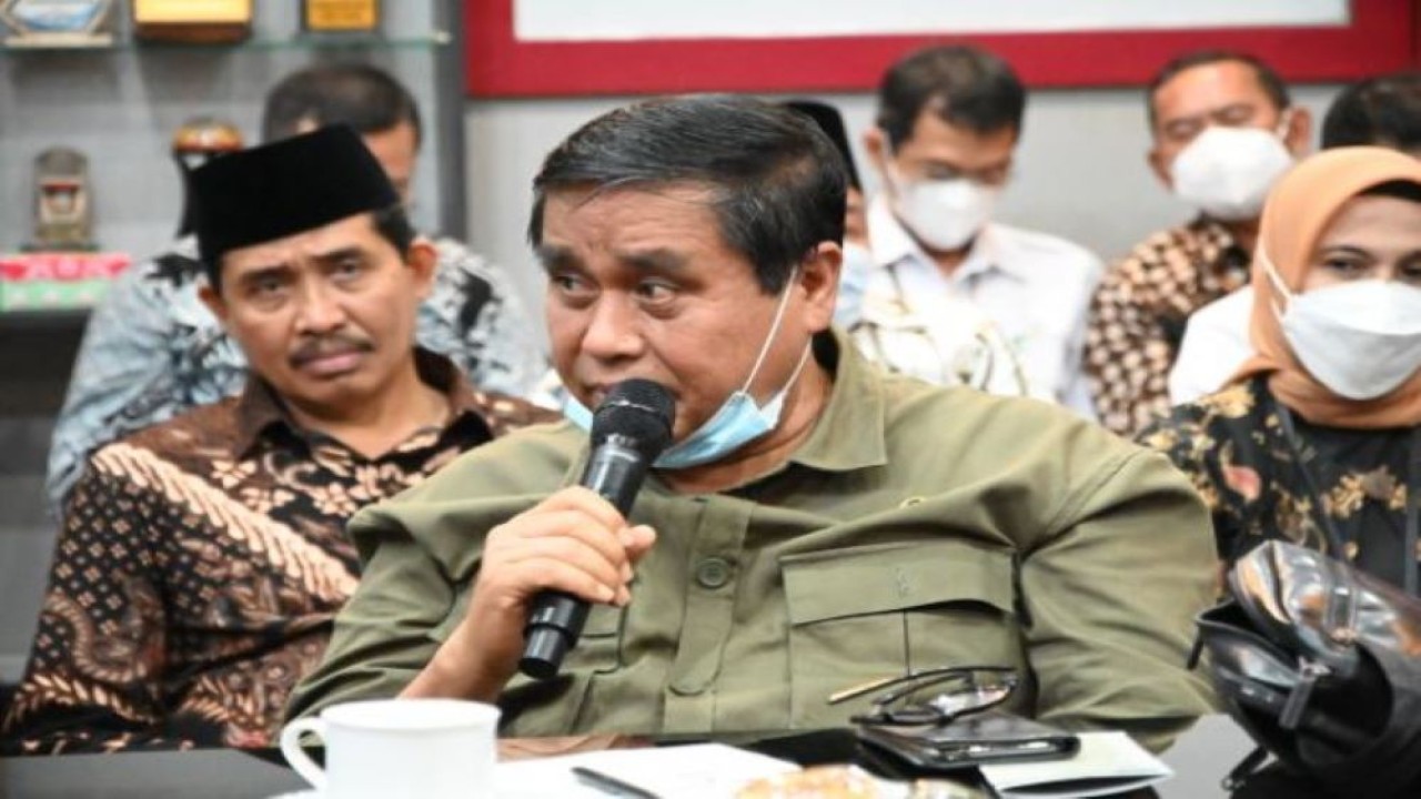 Anggota Komisi VIII DPR RI Hasan Basri Agus saat mengikuti Kunspek Komisi VIII DPR RI ke Lombok, NTB, Senin (23/5/2022). (Nadya/nvl)