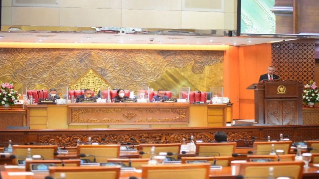 Suasana sidang pengesahkan revisi Undang-Undang Pembentukan Peraturan Perundang-Undangan (RUU P3) menjadi undang-undang (UU). dipimpin Ketua DPR RI Dr. (H.C) Puan Maharani pada Rapat Paripurna di Gedung Nusantara II, Senayan, Jakarta, Selasa (24/5/2022). (Jaka/Man)