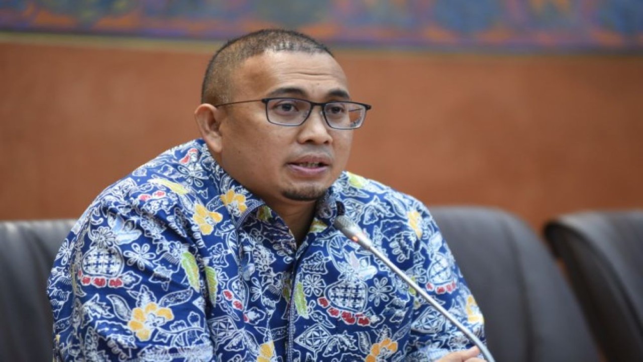 Anggota Komisi VI DPR RI Andre Rosiade dalam Rapat Dengar Pendapat Komisi VI DPR RI dengan Direktur Utama PT SIG, di Gedung Nusantara I, Senayan, Jakarta, Selasa (24/5/2022). (Oji/Man)