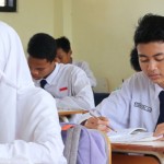 Suasana belajar di dalam kelas-1653283162