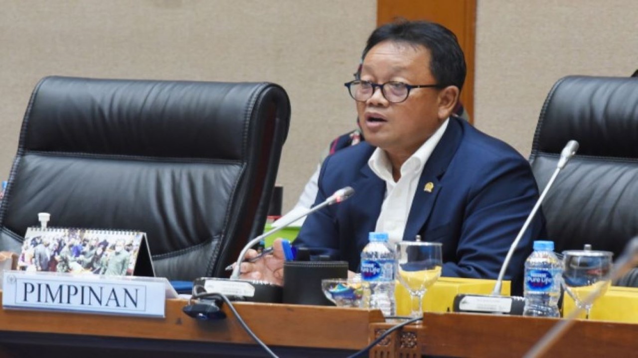 Ketua Komisi VII DPR RI Sugeng Suparwoto saat pertemuan menerima kunjungan perwakilan DPRD Sulawesi Selatan di Gedung Nusantara I, Senayan, Jakarta, Senin (20/6/2022). (Devi/nvl)