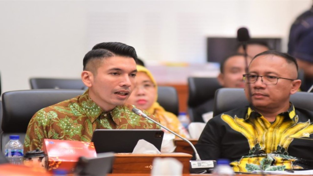 Anggota Badan Anggaran (Banggar) DPR RI Muhammad Kadafi dalam Rapat Banggar DPR RI bersama Pemerintah dan Bank Indonesia, di Ruang Rapat Banggar DPR RI, Gedung Nusantara II, Senayan, Jakarta, Senin (27/6/2022). (Jaka/Man)