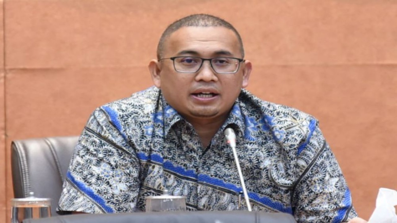 Anggota Komisi VI DPR RI Andre Rosiade dalam Rapat Dengar Pendapat dengan Deputi Sumber Daya Manusia, Teknologi, Informasi Kementerian BUMN RI dan FHCI, di Ruang Rapat Komisi VI DPR RI, Gedung Nusantara I, Senayan, Jakarta, Selasa (28/6/2022). (Oji/Man)