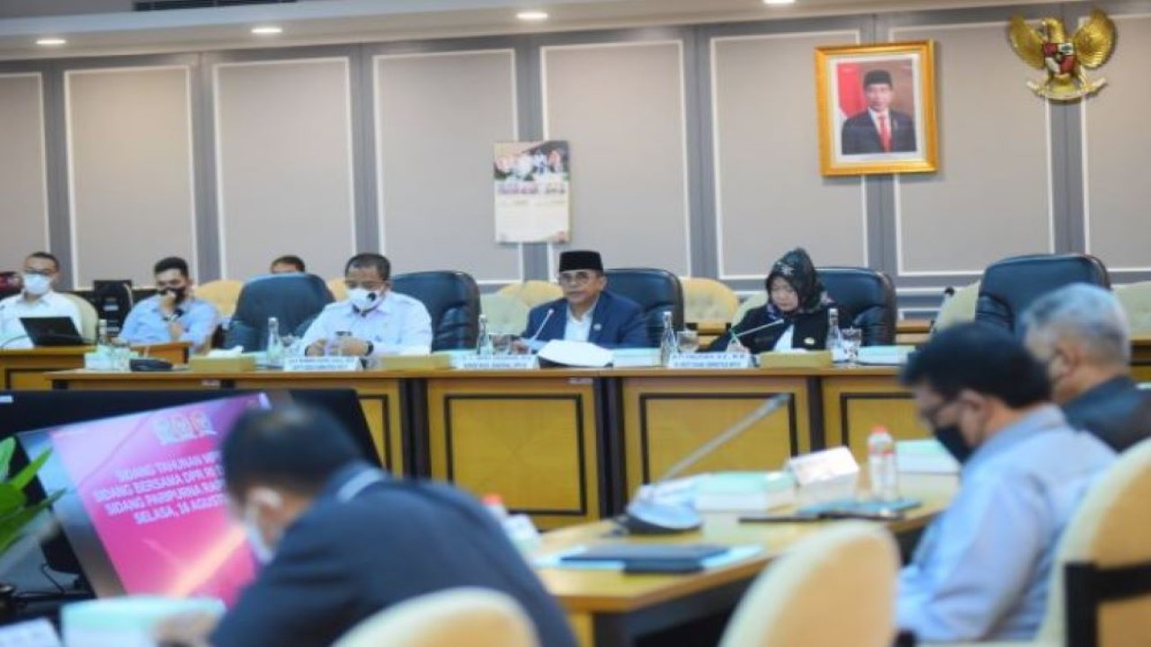 Sekretaris Jenderal DPR RI Indra Iskandar saat memimpin Rapat Koordinasi Persiapan Sidang Tahunan MPR RI, Sidang Bersama DPR RI-DPD RI dan Sidang Paripurna DPR RI 16 Agustus 2022. (Jaka/nvl)