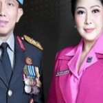 Mantan Kadiv Propam Polri Irjen Pol. Ferdy Sambo dan istrinya, Putri Candrawathi. (Instagram @divpropampolri)-1661141254