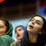 Wanita Iran diizinkan nonton langsung di stadion-1661593348