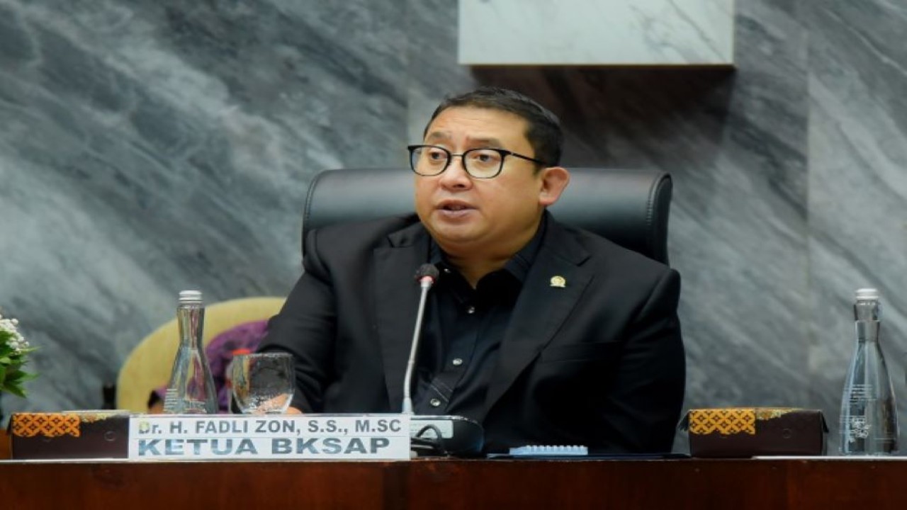 Anggota Komisi I DPR RI Fadli Zon menyoroti lemahnya tingkat keamanan data siber instansi negara. (Runi/rni)