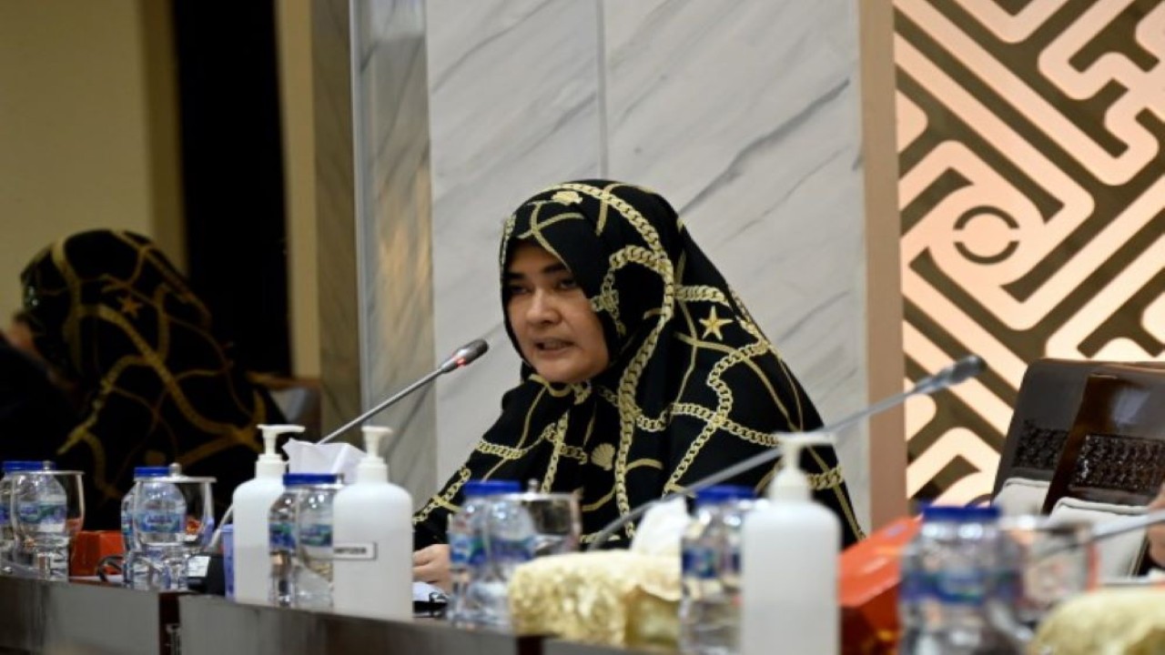 Anggota Komisi XI DPR RI Siti Mufattahah saat RDP dengan Kementerian Keuangan RI dan PT Adhi Karya (Persero) Tbk di Gedung Nusantara I, Senayan, Jakarta. (Mentari/nvl)