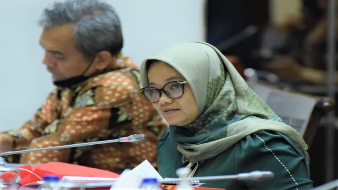 Anggota Komisi XI DPR RI Ela Siti Nuryamah dalam Uji Patut dan Kelayakan calon Anggota BPK di Ruang Rapat Komisi XI DPR RI, Gedung Nusantara I, Senayan, Jakarta, Senin (19/9/2022). (Runi/Man)