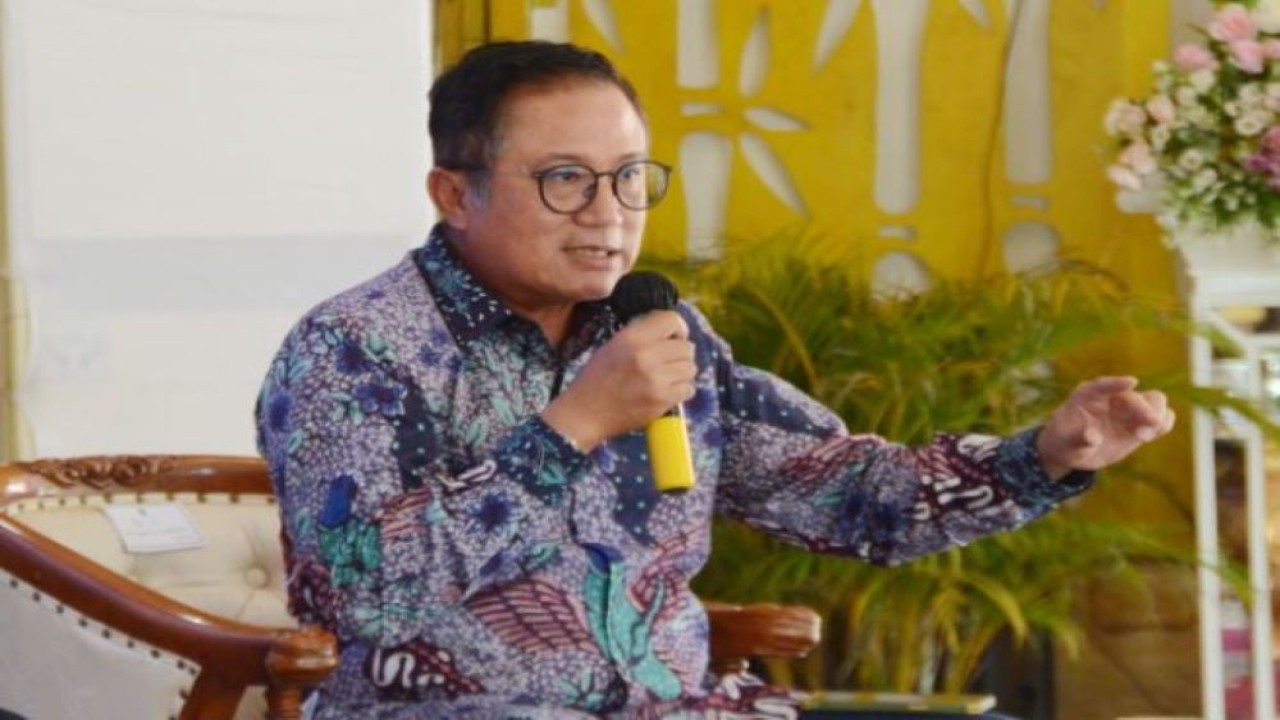 Anggota Badan Kerja Sama Antar Parlemen (BKSAP) DPR RI Didi Irawadi Syamsuddin saat mengikuti kegiatan BKSAP DPR RI di Kantor Bupati OKI, Sumatera Selatan, Senin (26/9/2022). (Dipa/nvl)