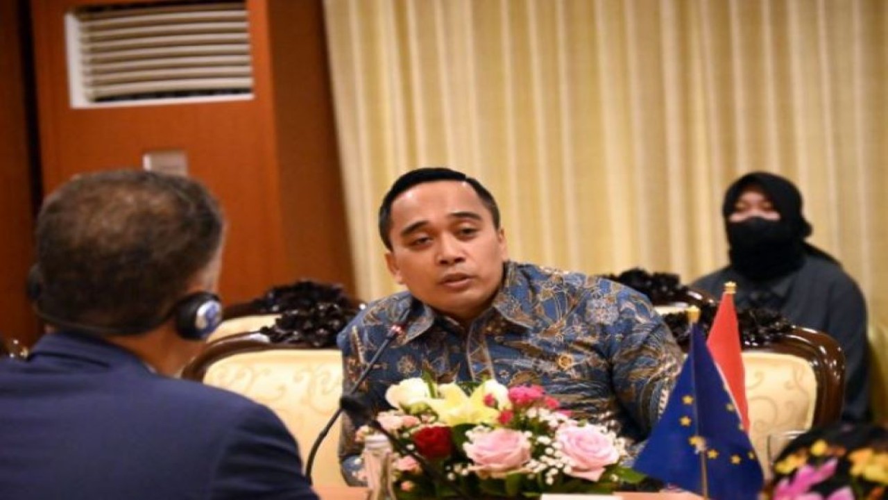 Wakil Ketua BKSAP DPR RI Putu Supadma Rudana saat pertemuan BKSAP DPR RI dengan Parlemen Uni Eropa di Gedung Nusantara III, Senayan, Jakarta, Kamis (22/9/2022). (Mentari/nvl)