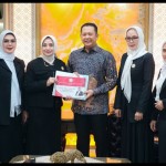 Ketua MPR RI Bambang Soesatyo (tengah) bersama pengurus FPPI-1663298411