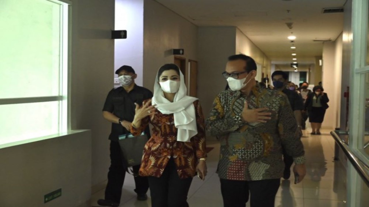 Wakil Ketua BURT Novita Wijayanti saat memimpin Kunjungan Kerja (Kunker) BURT DPR RI ke Eka Hospital BSD, Tangerang Selatan, Banten, Rabu (7/9/2022). (Ubaid/Man)