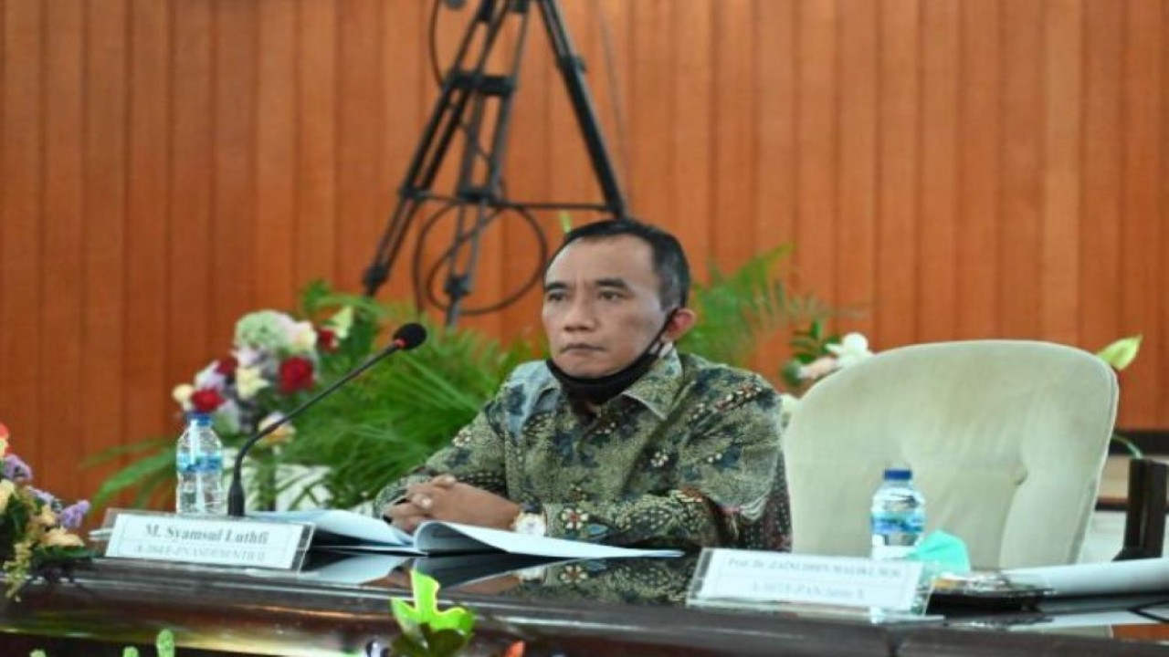 Anggota Komisi X DPR RI Syamsul Luthfi saat pertemuan Tim Panitia Kerja (Panja) Perguruan Tinggi Komisi X DPR RI di Universitas Merdeka Malang, Jatim, Jumat (30/9/2022). (Bianca/nvl)