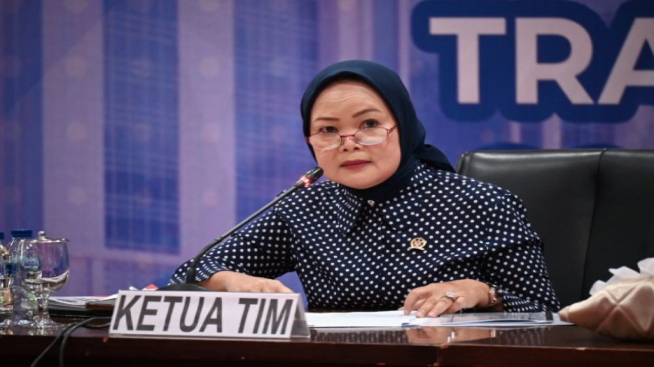 Anggota Komisi IX DPR RI Sri Meliyana saat memimpin Kunjungan Kerja Spesifik Tim Panja Pengawasan Tenaga Kerja Asing Komisi IX DPR RI ke Kendari, Sulawesi Tenggara, Jumat (30/9/2022). (Prima/nvl)