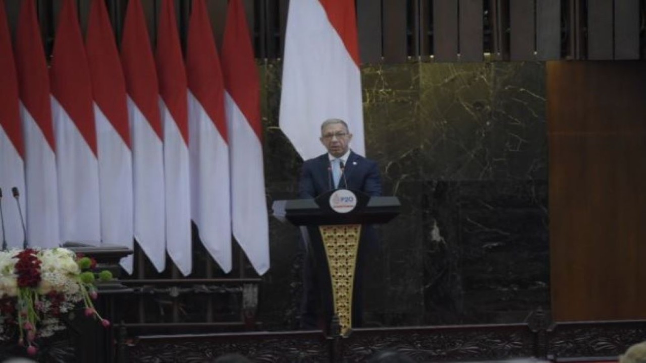 Presiden International Parliamentary Union (IPU) Duarte Pacheco saat memberikan sambutan di Gedung Nusantara II, Senayan, Jakarta, Kamis (6/20/2022). (Jaka/nvl)