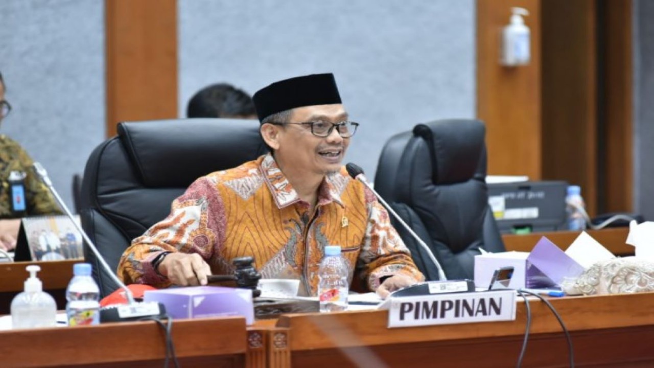 Wakil Ketua Komisi X DPR RI Abdul Fikri Faqih saat RDPU dengan Forum Penggerak Sains di Gedung Parlemen, Jakarta, Selasa (15/11/2022). (Oji/Man)