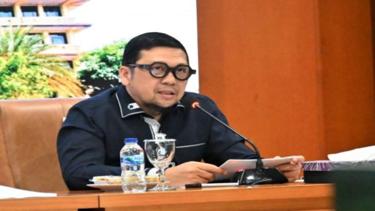 Ketua Komisi II DPR RI Ahmad Doli Kurnia Tandjung dalam Kunjungan Kerja Komisi II DPR RI di Kabupaten Tangerang, Banten, Selasa (8/11/2022). (Saum/Man)