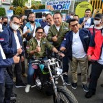 Menteri Perhubungan Budi Karya Sumadi (kedua kiri) saat menghadiri kegiatanElectric Vehicle Funday di Jakarta, pada Minggu (20/11/2022). (Kemenhub)-1668924907