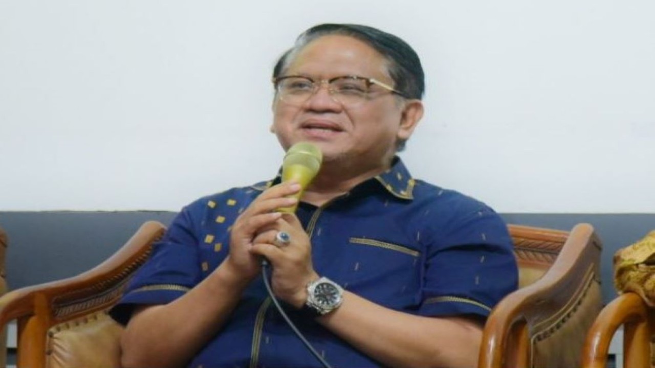 Anggota Komisi X DPR RI Mujib Rohmat saat mengikuti Kunspik Komisi X DPR RI, di Gedung Dadali Pemerintah Kabupaten Tegal, Provinsi Jawa Tengah. (Icha/nr)