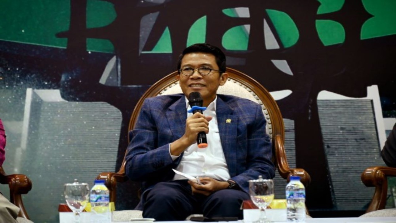 Anggota Komisi XI DPR RI Mukhamad Misbakhun saat menjadi pembicara dalam acara Dialektika Demokrasi di Gedung Nusantara III. (Mentari/nr)