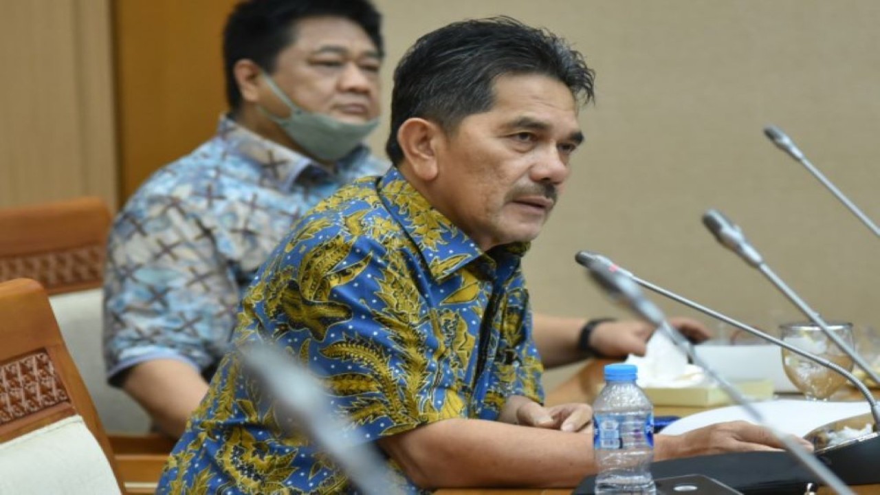 Anggota Komisi VII DPR RI Nasril Bahar saat RDP Komisi VII DPR RI. (Oji/nr)