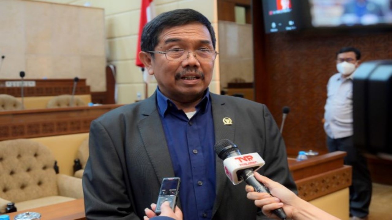 Anggota Komisi II DPR RI Ongku P. Hasibuan, di ruang rapat Komisi II DPR RI, Senayan Jakarta, Senin (7/11/2022). (Tari/Man)