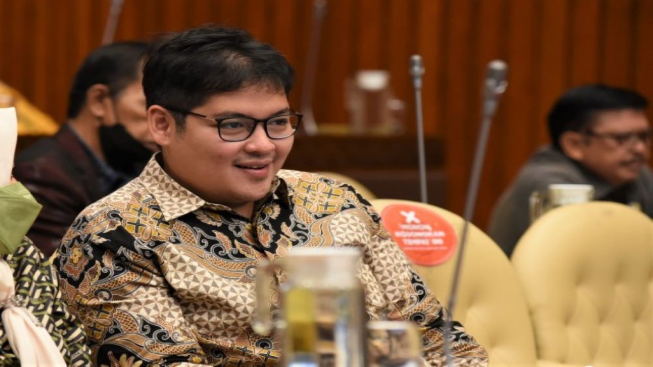 Anggota Komisi IV DPR RI Ravindra Airlangga. (Arief/Man)