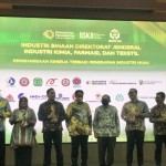 Seremoni penyerahan Penghargaan Industri Hijau oleh Kementerian Perindustrian di Jakarta, Jumat. (ANTARA/ Sella Panduarsa Gareta)-1669359456