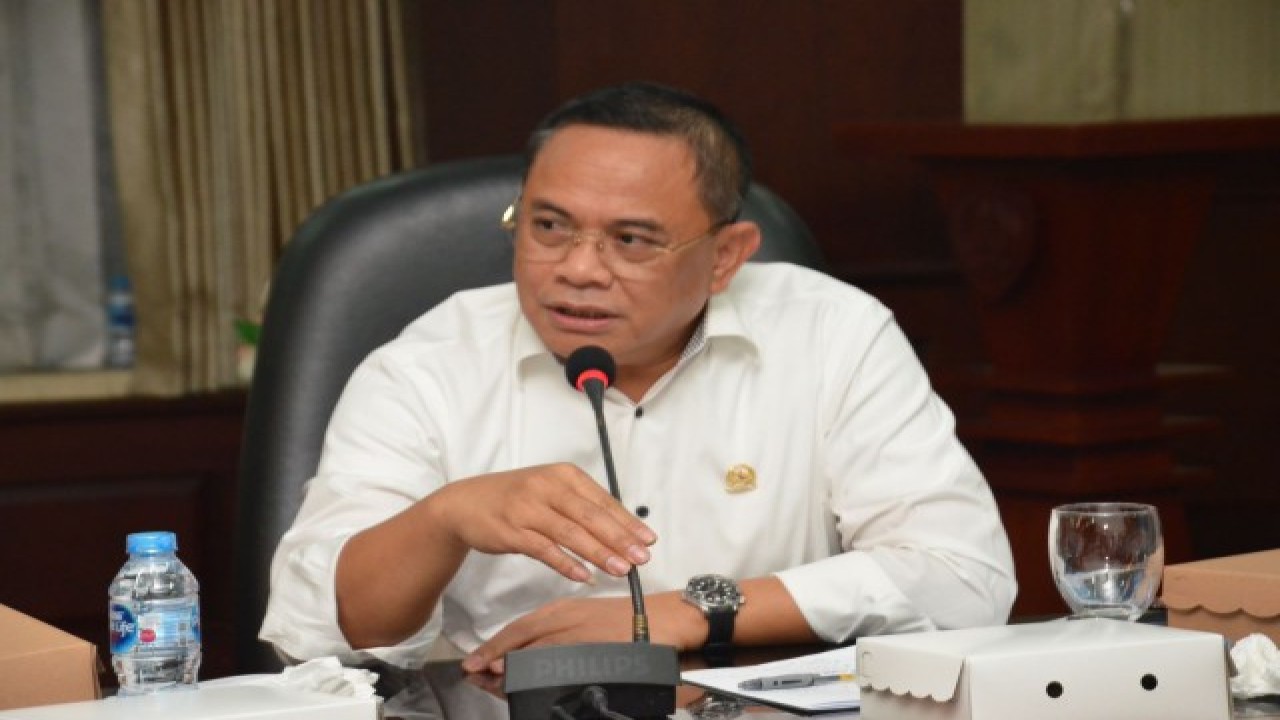 Anggota Komisi V DPR RI Sudewo saat mengikuti Kunjungan Kerja (Kunker) Reses Komisi V DPR RI di Kota Ambon Maluku, Senin (19/12/2022). Foto: Bunga/nr