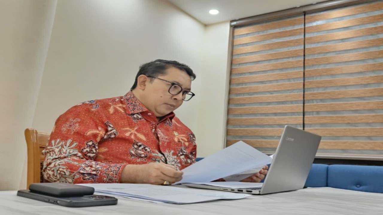Ketua Badan Kerja Sama Antar-Parlemen (BKSAP) DPR RI Fadli Zon pada pertemuan IPU Task Force yang diselenggarakan secara virtual, Selasa (13/12/2022). Foto: Ist/Man