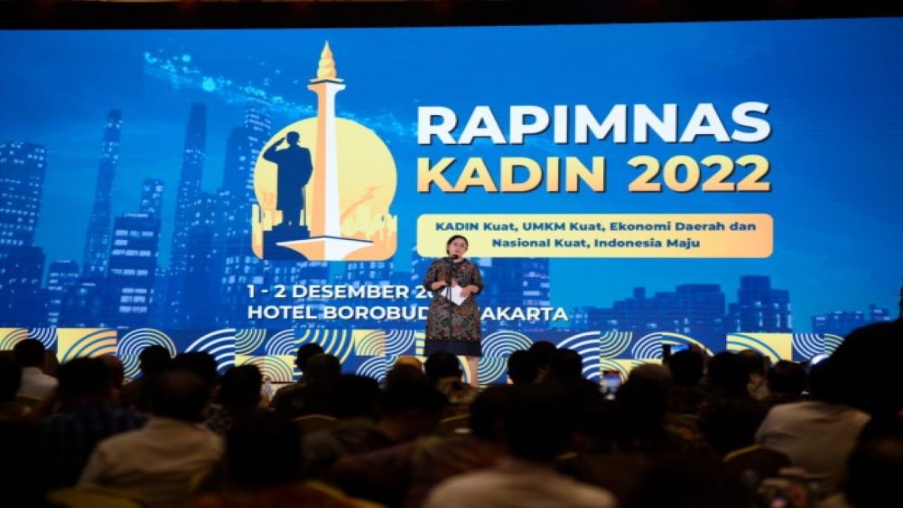 Ketua DPR RI Dr. (H.C) Puan Maharani dalam acara Welcome Dinner Rapimnas Kadin 2022 yang diselenggarakan di Jakarta, Kamis (1/12/2022) malam. (Ist/nr)