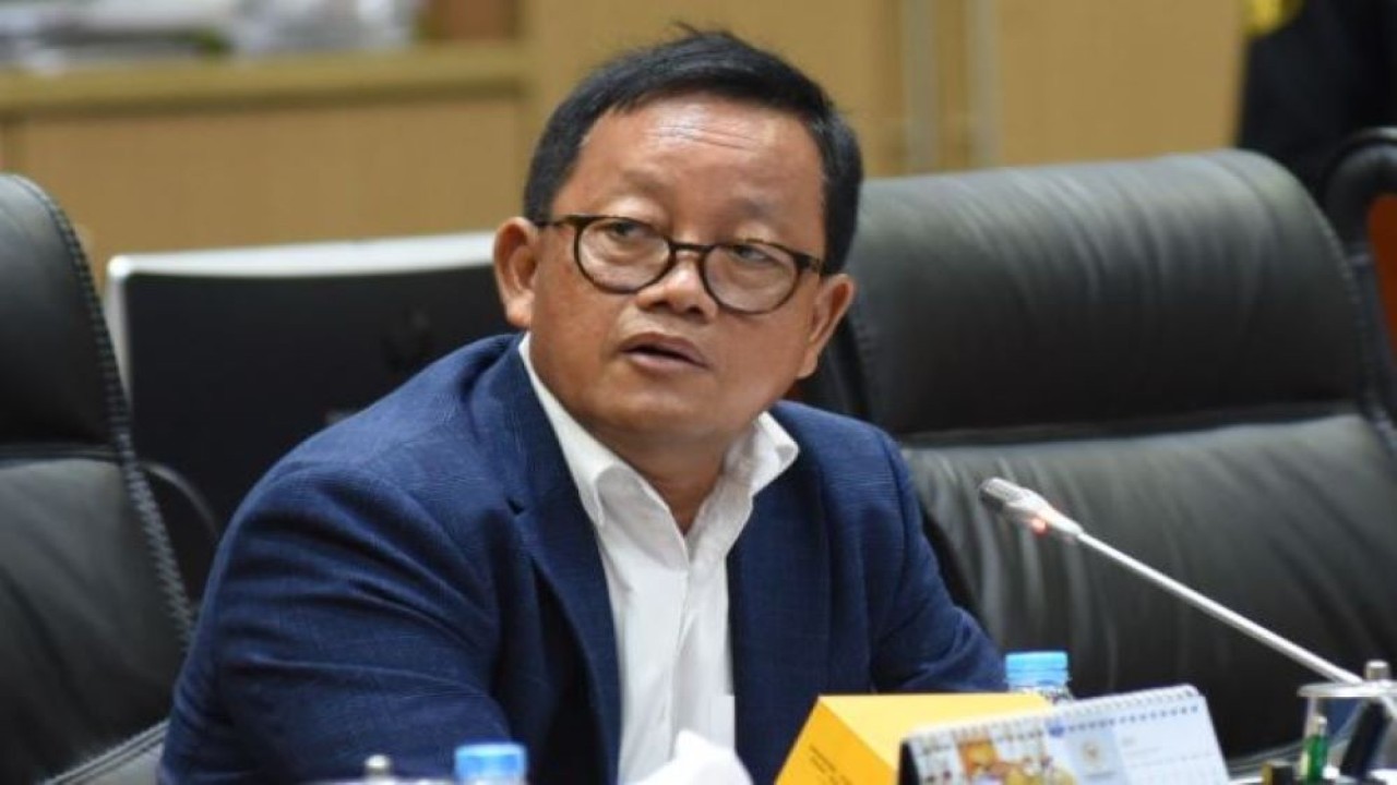 Ketua Komisi VII DPR RI Sugeng Suparwoto. (Oji/Man)