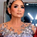 Vina Panduwinata-1669976013