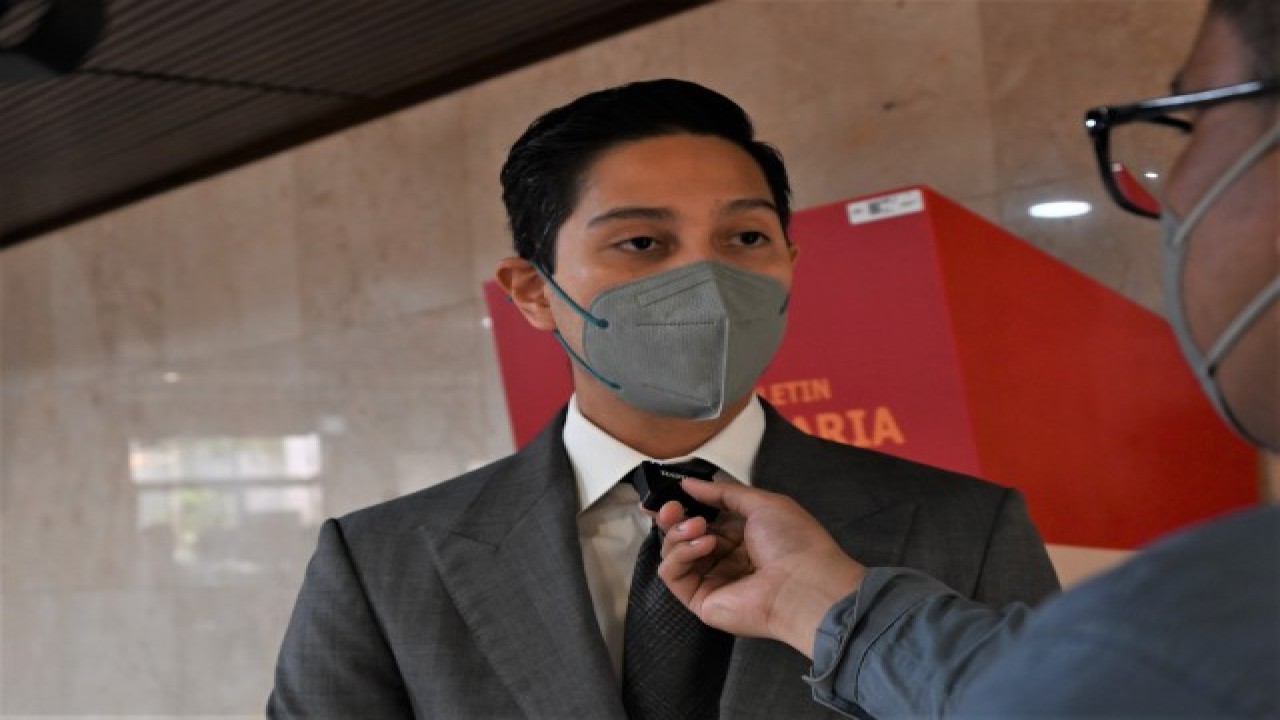 Wakil Ketua Komisi IV DPR RI Budi Satrio Djiwandono usai Rapat Paripurna DPR RI, Senayan, Jakarta, Selasa (13/12/2022). Foto: Tari/Man