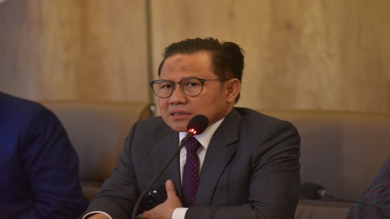 Wakil Ketua DPR RI Bidang Koordinator Kesejahteraan Rakyat (Korkesra) Abdul Muhaimin Iskandar saat mengikuti pertemuan dengan JALA PRT di Gedung Nusantara III. Foto: Jaka/nr