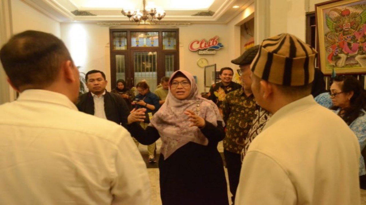 Anggota Komisi X DPR RI Ledia Hanifa Amaliah saat mengikuti Kunjungan Kerja (Kunker) Reses Komisi X DPR RI ke Semarang, Jawa Tengah, Jumat (17/2/2023). (Balggys/nr)