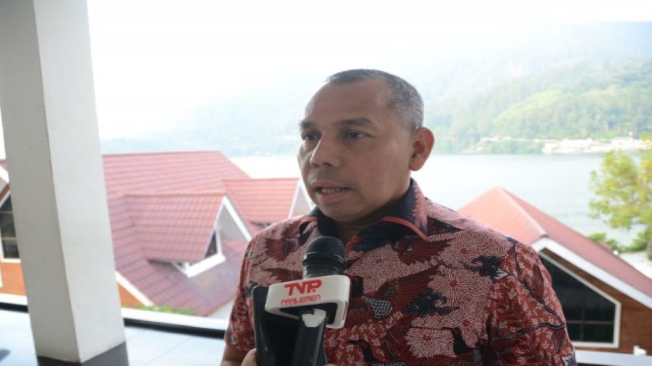 Anggota Komisi VI DPR RI Muslim usai pertemuan dengan Kementerian BUMN dan BUMN terkait di Toba, Sumatera Utara, Sabtu (25/2/2023). (Agung/nr)